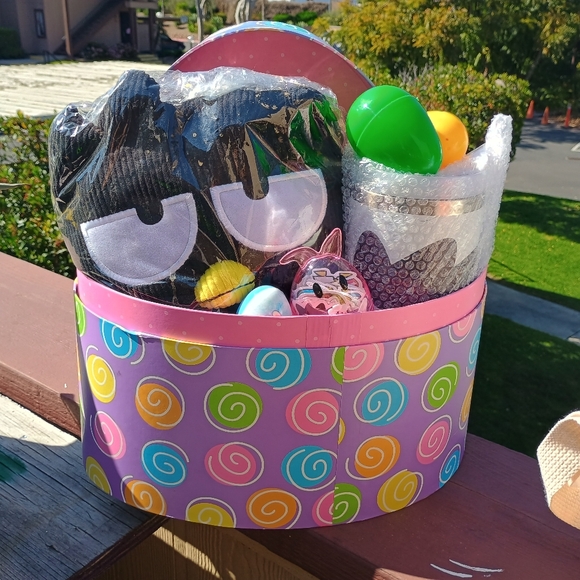 Saniro's Badtz-Maru Hello Kitty & Friends Gift Set - Picture 2 of 7